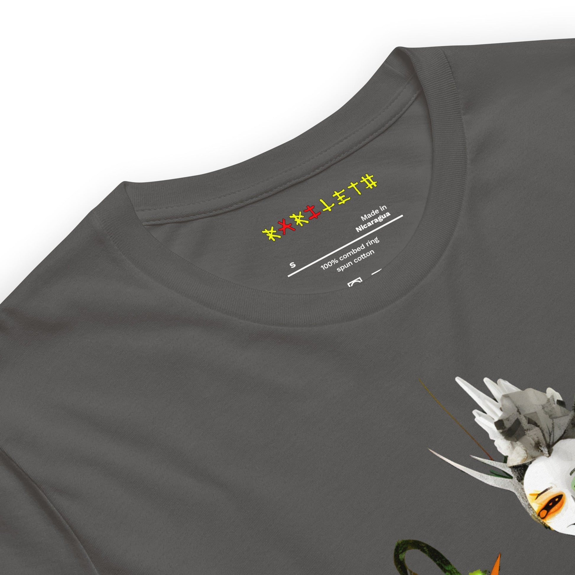 Neck Asphalt: GREEN META ALIEN Premium Crewneck T-Shirt in Asphalt (Neck View)