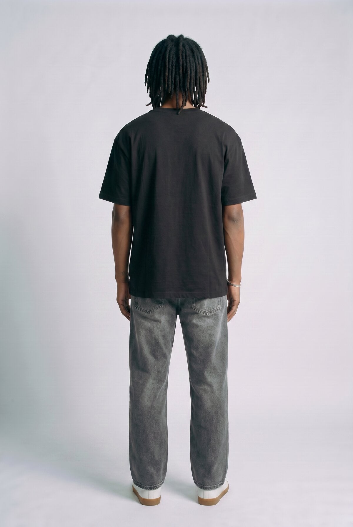 Black male model back view — RARILETO Monalisa Classic Tee